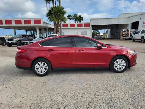 Used 2014 Ford Fusion S image 20