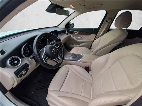 Used 2022 Mercedes-Benz GLC 300 image 10