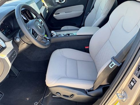 New 2026 Volvo XC60 T8 Plus w/ Protection Package Premier image 19