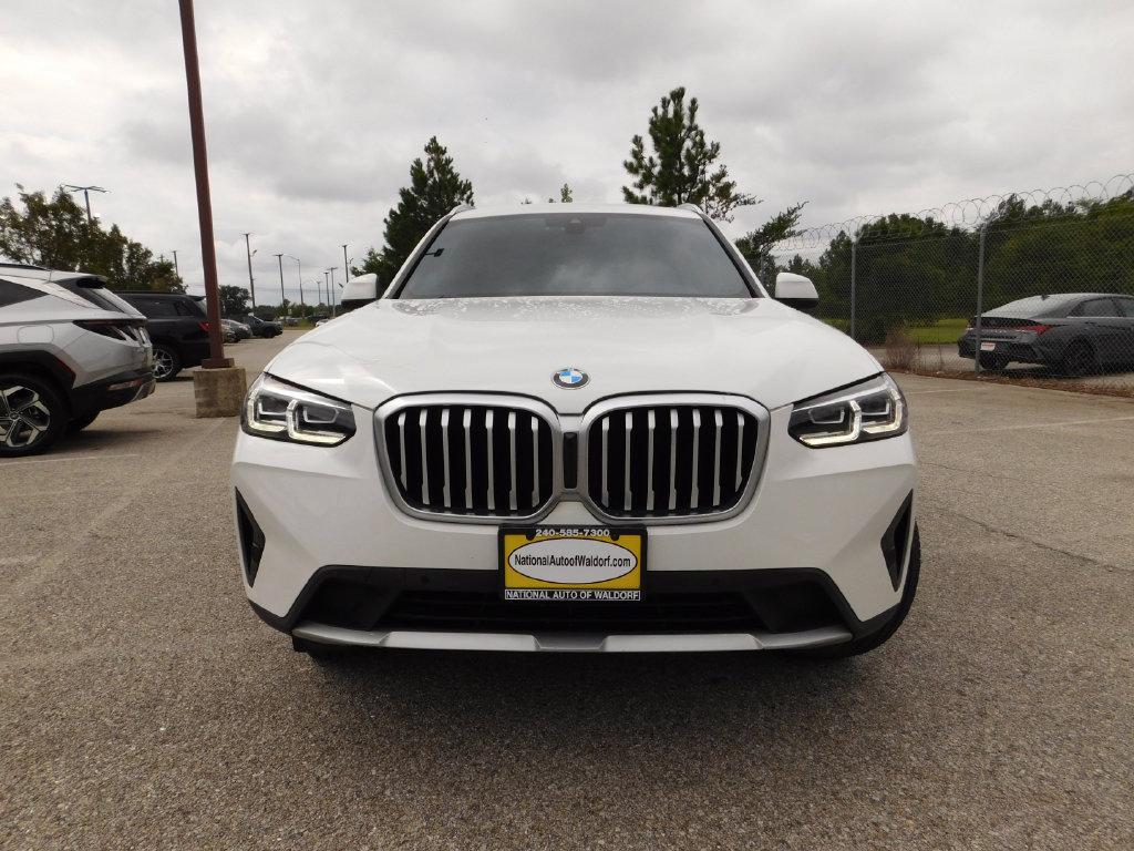 Used 2022 BMW X3 xDrive30i AWD/4WD image 3