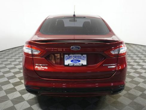 Used 2016 Ford Fusion Titanium FWD image 4