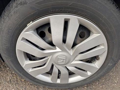 Used 2016 Honda Fit LX image 25