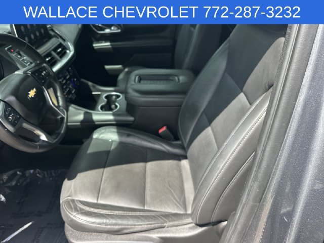 Used 2021 Chevrolet Tahoe LT w/ LT Signature Package RWD image 21