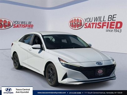 Used 2022 Hyundai Elantra Blue