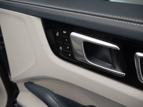 Certified 2023 Porsche Cayenne GTS image 29