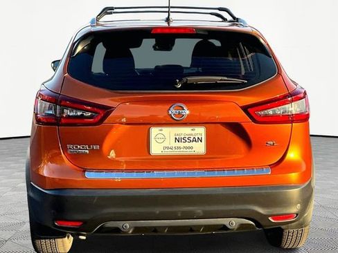 Used 2022 Nissan Rogue Sport SL image 6