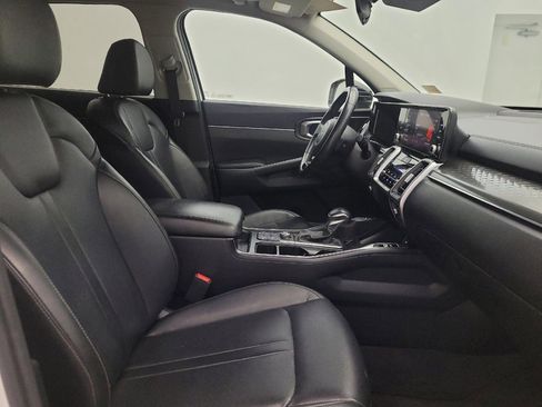 Used 2023 Kia Sorento S w/ Panoramic Sunroof Package FWD image 21