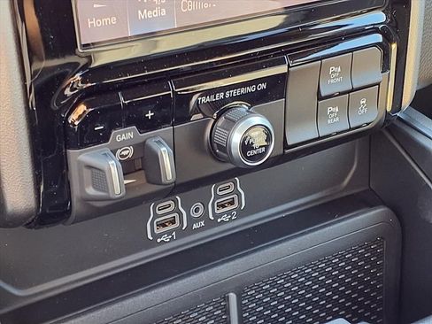 New 2026 RAM 1500 Big Horn AWD/4WD image 15