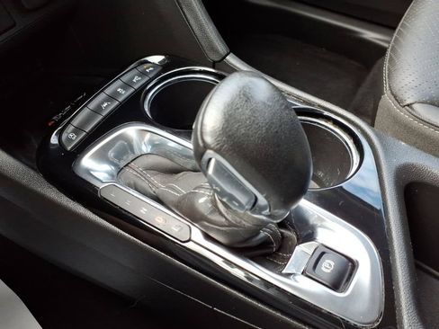 Used 2023 Buick Encore GX Essence w/ Advanced Technology Package FWD image 20