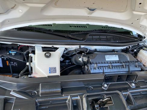 Used 2025 Chevrolet Express 2500 w/ Driver Convenience Package RWD image 8