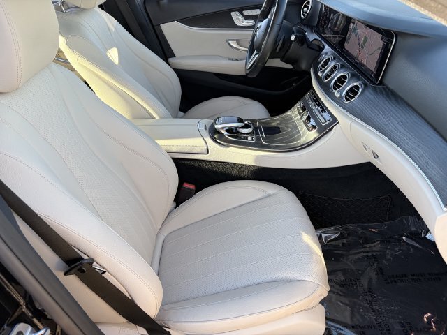 Used 2020 Mercedes-Benz E 350 4MATIC Sedan image 11