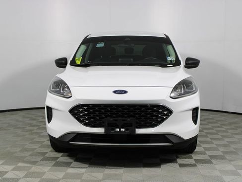Used 2022 Ford Escape SE image 2