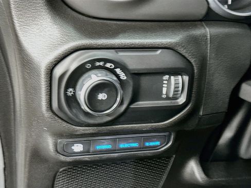 Used 2023 Jeep Wrangler Unlimited w/ 8.4" Radio Group AWD/4WD image 17