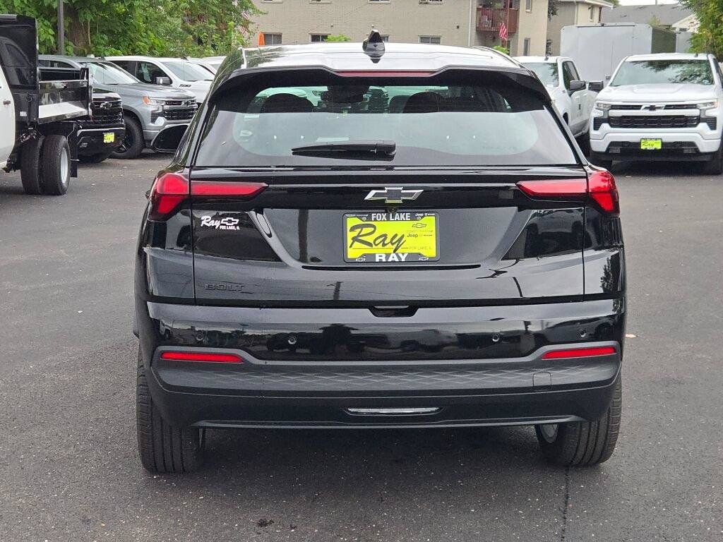 New 2027 Chevrolet Bolt LT FWD image 16