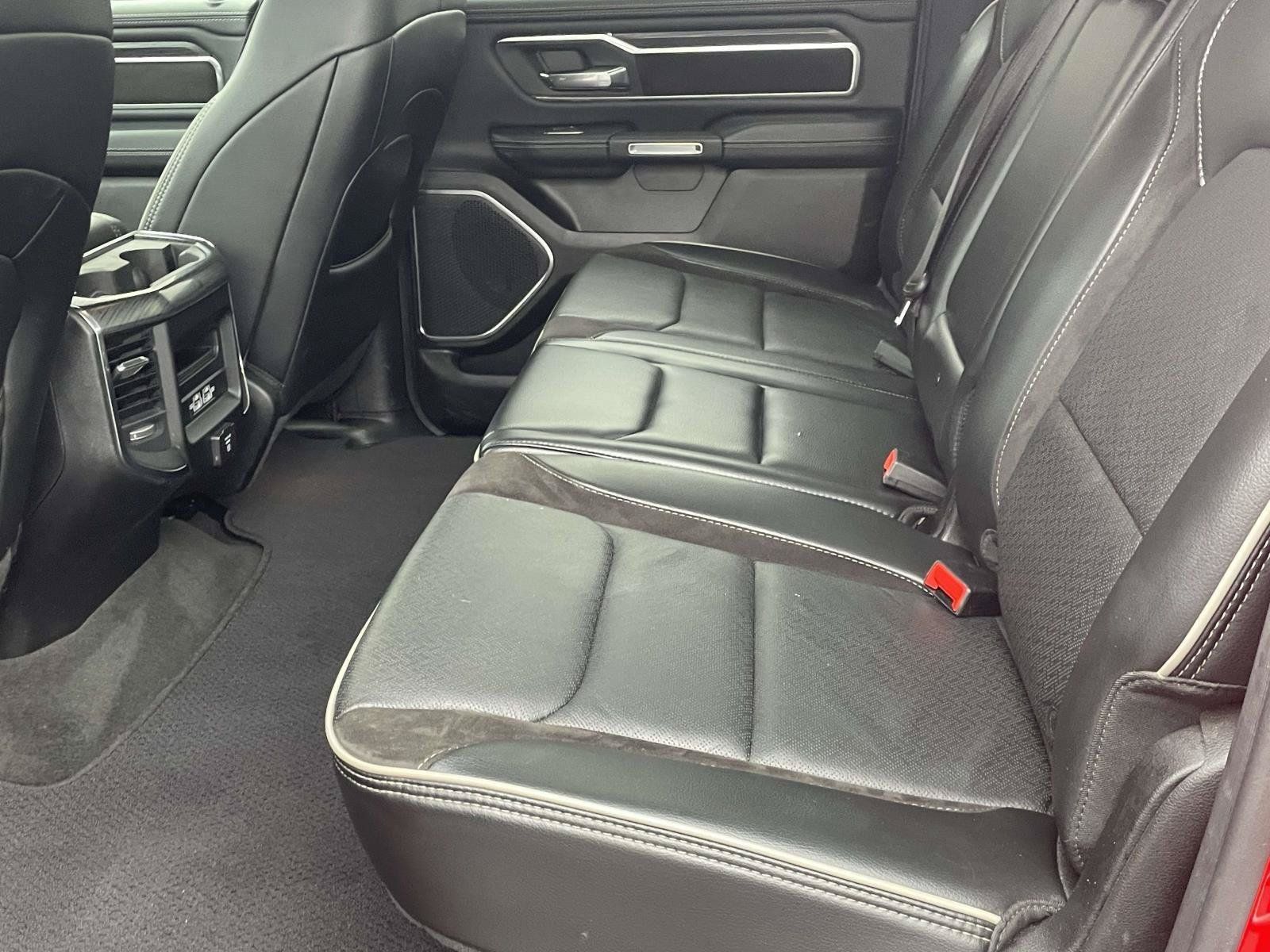 Used 2024 RAM 1500 Laramie RWD image 6
