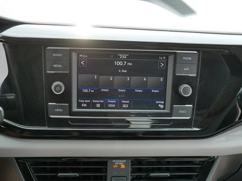 Certified 2024 Volkswagen Taos S AWD/4WD image 28