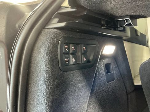 Certified 2024 BMW X7 xDrive40i w/ Executive Package AWD/4WD image 33