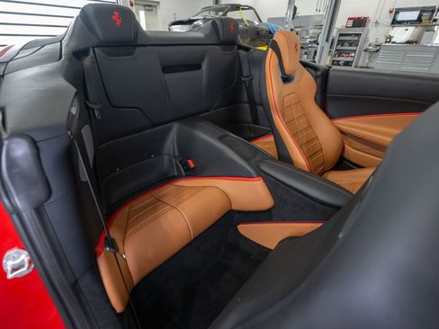 Certified 2024 Ferrari Roma Spider RWD image 17