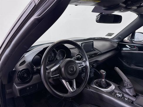 Used 2016 MAZDA MX-5 Miata Club w/ Brembo/BBS Package image 9