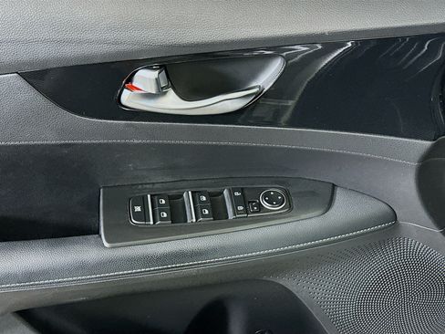 Used 2022 Kia Forte GT-Line FWD image 15