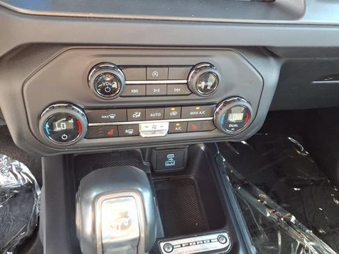 Used 2025 Ford Bronco Big Bend AWD/4WD image 13