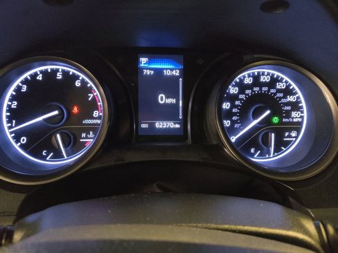 Used 2023 Toyota Camry SE image 22