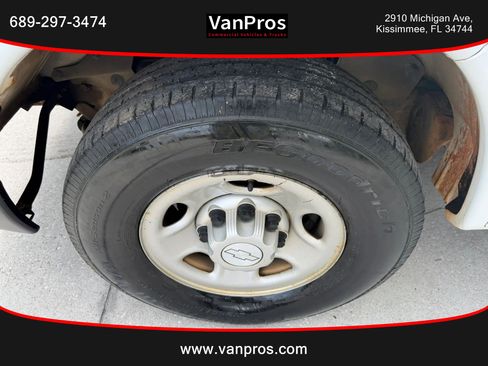 Used 2016 Chevrolet Express 2500 w/ Cold Climate Package RWD image 17