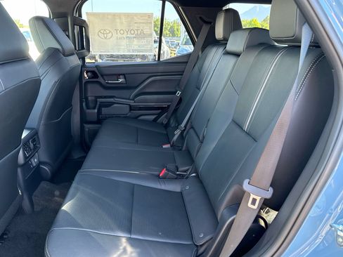 New 2026 Toyota 4Runner Limited AWD/4WD image 10