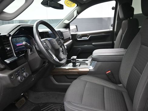 Used 2023 Chevrolet Silverado 1500 LT Trail Boss w/ Protection Package AWD/4WD image 16