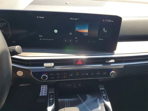 New 2026 Kia Sorento SX image 15