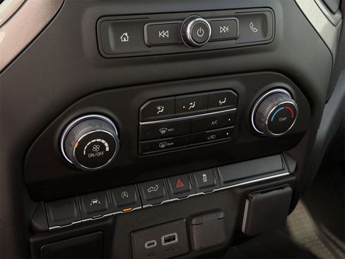 Used 2026 Chevrolet Silverado 1500 Custom w/ LPO, Dark Essentials Package image 19