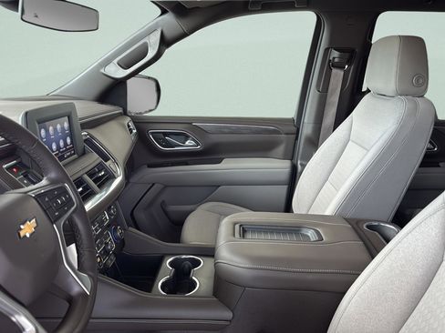 Used 2024 Chevrolet Tahoe LS RWD image 26