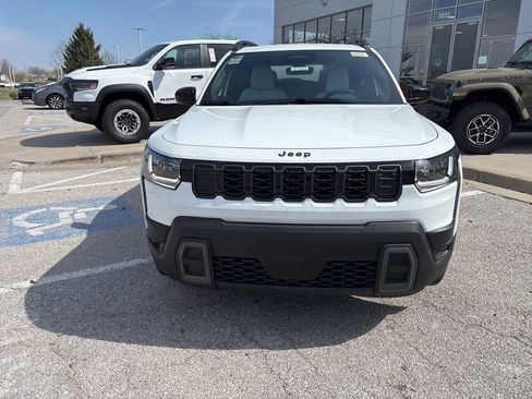 New 2026 Jeep Cherokee Laredo AWD/4WD image 10