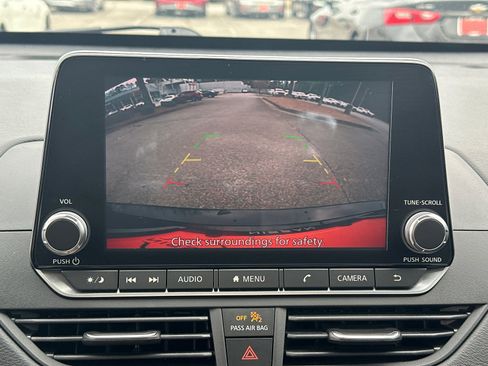 Used 2019 Nissan Altima 2.5 SR w/ SR Premium Package image 22