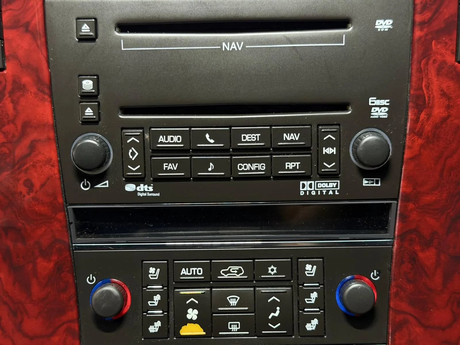 Used 2008 Cadillac Escalade EXT AWD/4WD image 33