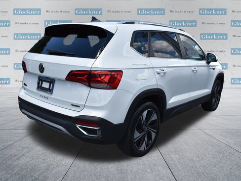 Used 2024 Volkswagen Taos SE AWD/4WD image 4