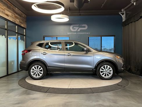 Used 2021 Nissan Rogue Sport S AWD/4WD image 2