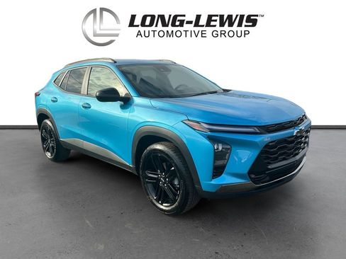 Used 2025 Chevrolet Trax ACTIV w/ Driver Confidence Package image 10