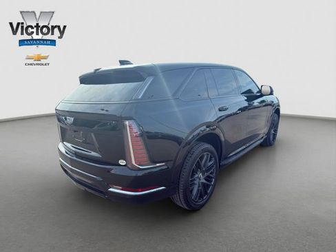 Used 2025 Cadillac Escalade IQ Sport 2 w/ LPO, ONYX Package AWD/4WD image 30