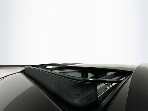 Certified 2025 Kia Sorento X-Line EX image 9