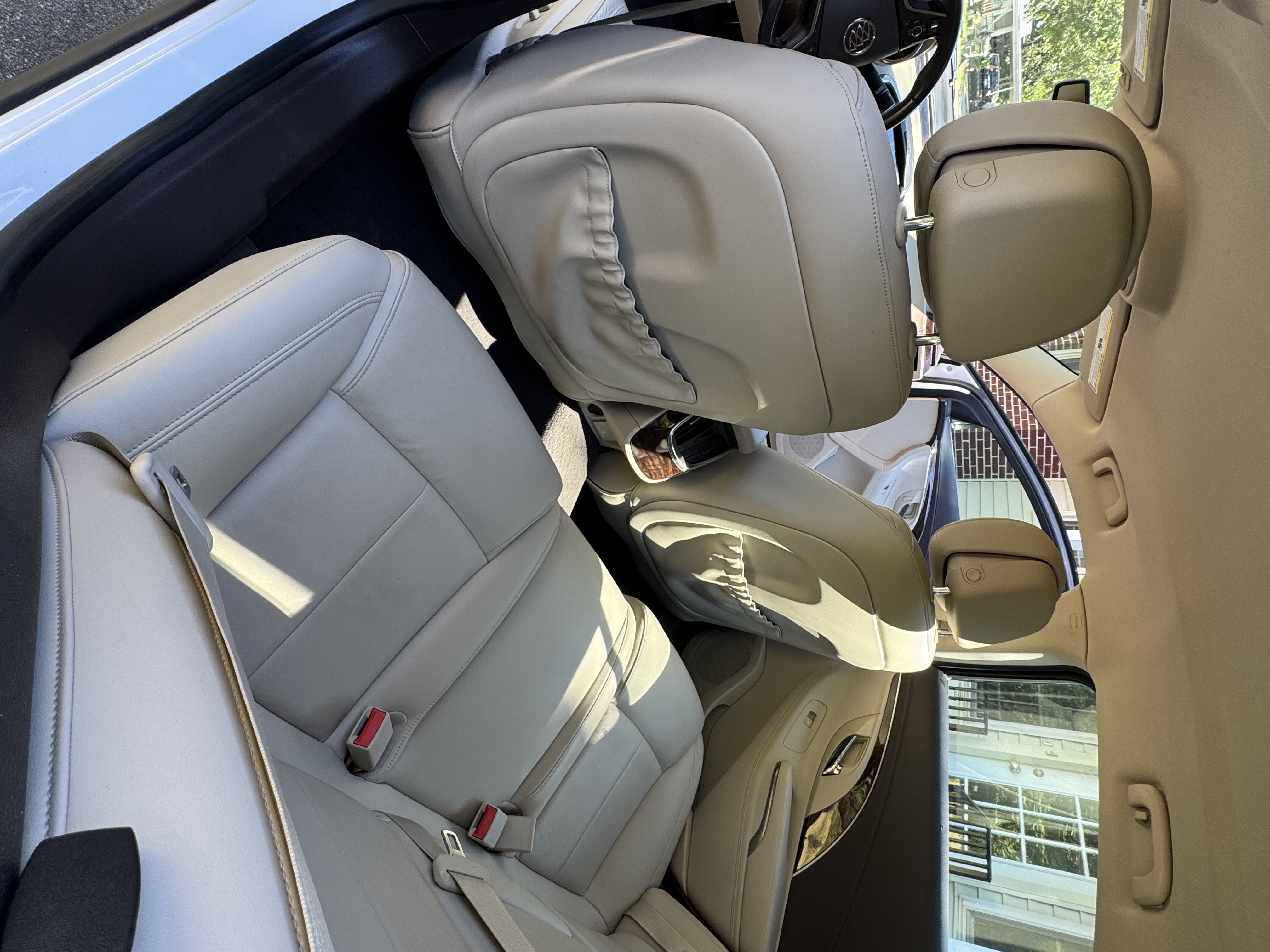 Used 2014 Buick LaCrosse Leather FWD image 39