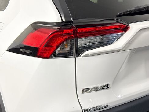 Used 2024 Toyota RAV4 LE FWD image 35