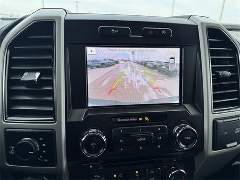 Used 2018 Ford F150 Lariat image 26