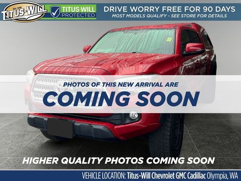 Used 2016 Toyota Tacoma TRD Off-Road w/ Premium & Technology Package image 2