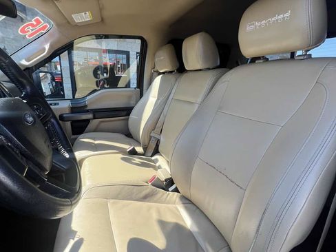 Used 2015 Ford F150 XLT w/ Equipment Group 302A Luxury AWD/4WD image 9
