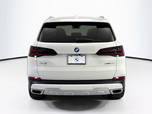 Certified 2026 BMW X5 sDrive40i w/ Climate Comfort Package RWD image 6