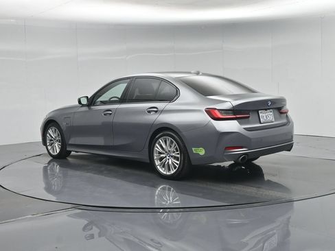 Used 2023 BMW 330e w/ Convenience Package RWD image 27