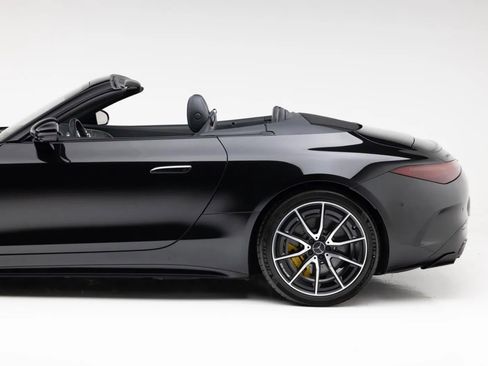 Used 2022 Mercedes-Benz SL 63 AMG 4MATIC w/ AMG Aerodynamic Package image 35