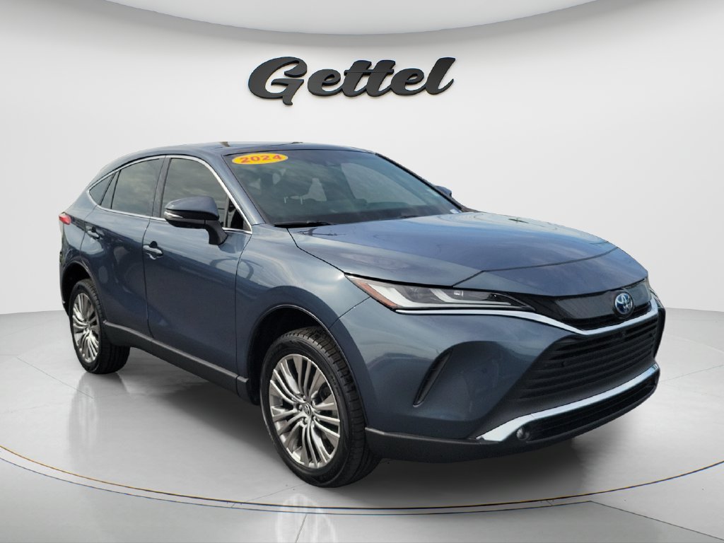 Used 2024 Toyota Venza Limited AWD/4WD image 3