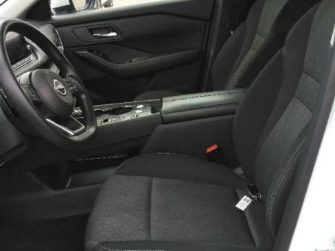 Used 2024 Nissan Rogue SV FWD image 10